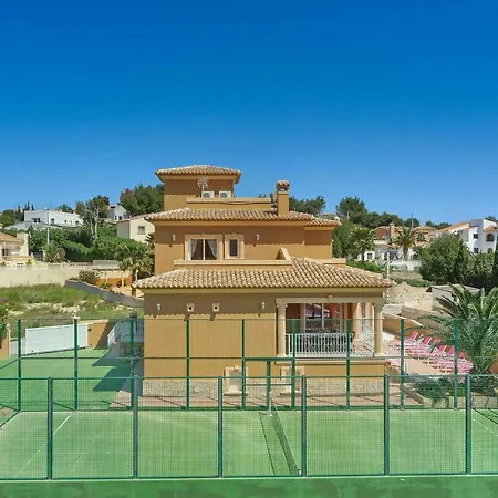 Villa Avellana